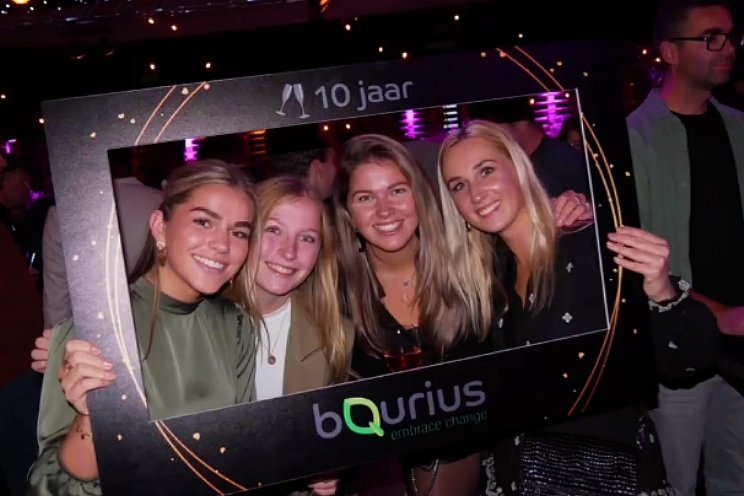 10 jaar bQurius