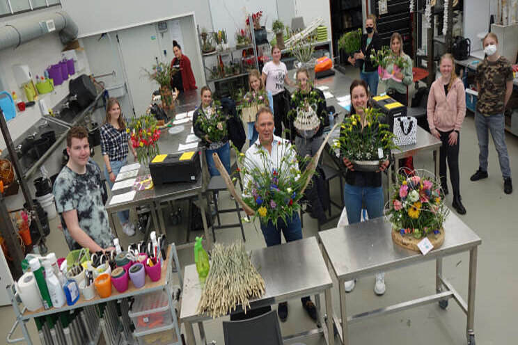 Student Lentiz wint opdracht 'fabulous freesia' Student Lentiz wint opdracht 'fabulous freesia'