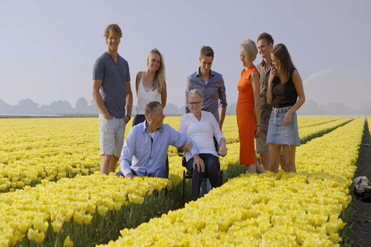 Schaatsende tulpenfamilie in documentaire EO Schaatsende tulpenfamilie in documentaire EO