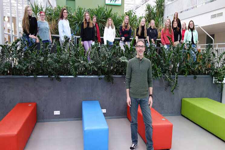 Studenten Bloem & Design tonen hun kwaliteiten Studenten Bloem & Design tonen hun kwaliteiten