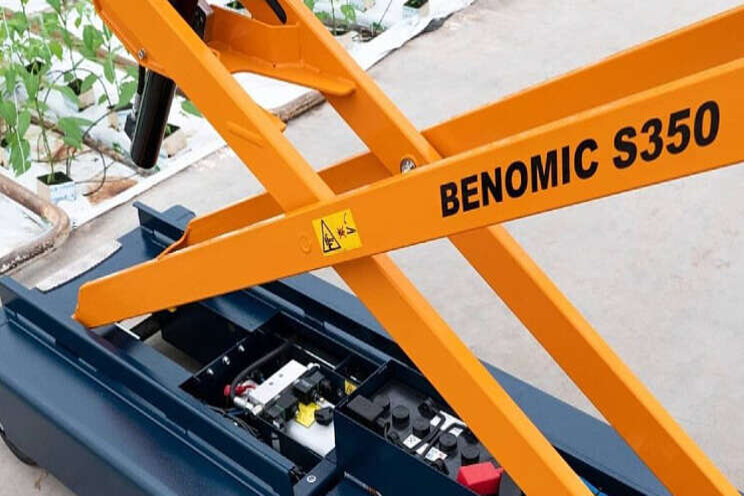 Morgen op Paprika: Berg over de nieuwste buisrailwagen Morgen op Paprika: Berg over de nieuwste buisrailwagen