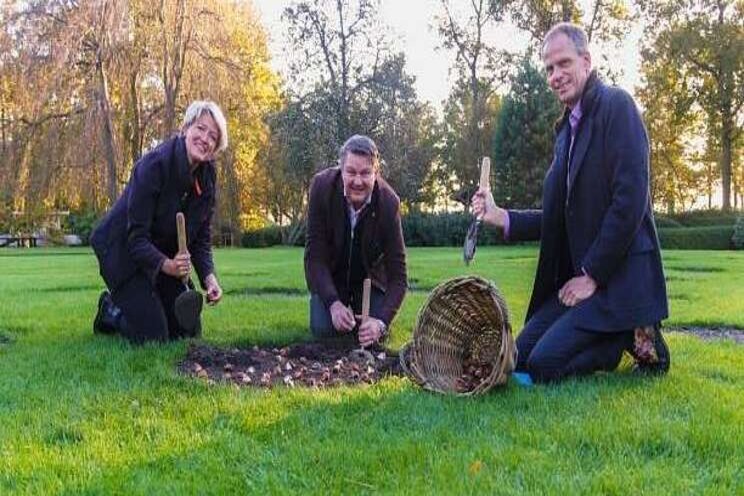 Keukenhof en Rotary planten tulp 'End Polio Now' Keukenhof en Rotary planten tulp 'End Polio Now'
