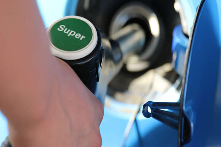 Benzine weer flink duurder Benzine weer flink duurder