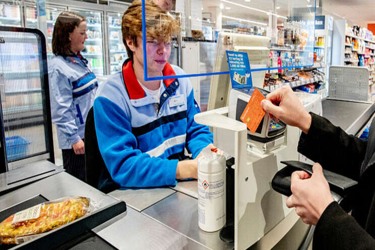 Consumentenvertrouwen enorm verslechterd Consumentenvertrouwen enorm verslechterd